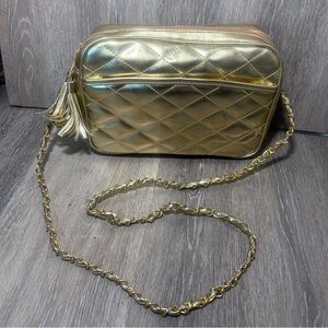 👜 Vintage Metallic Gold Quilted Chain Strap Handbag